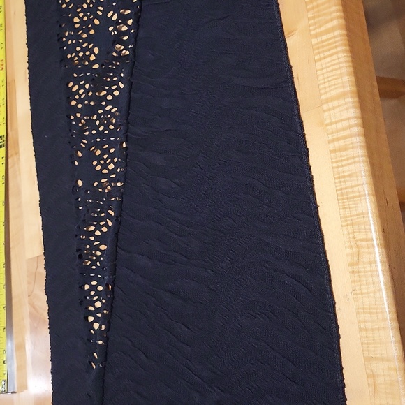 Black Perforated Scarf - Picture 8 of 8